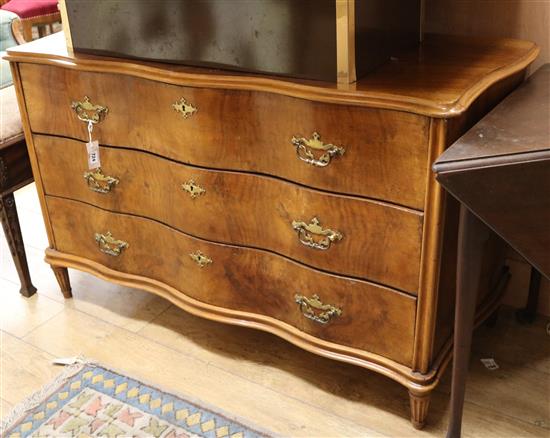 An 18th century design walnut serpentine commode W.125cm